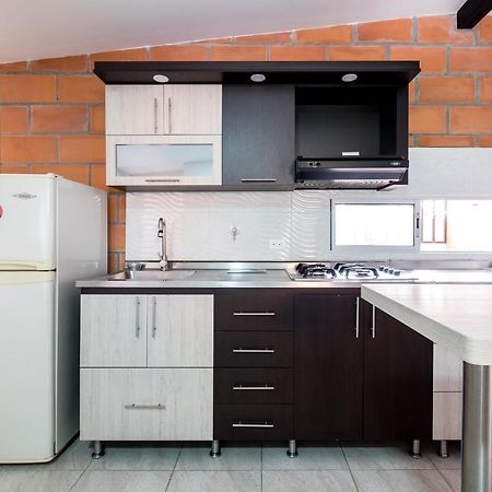Medellin Backpacker Hostel Экстерьер фото