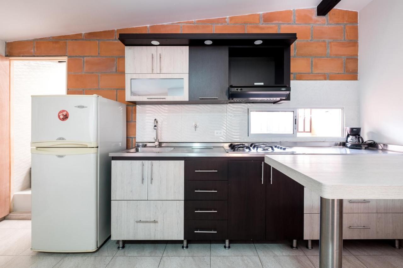 Medellin Backpacker Hostel Экстерьер фото