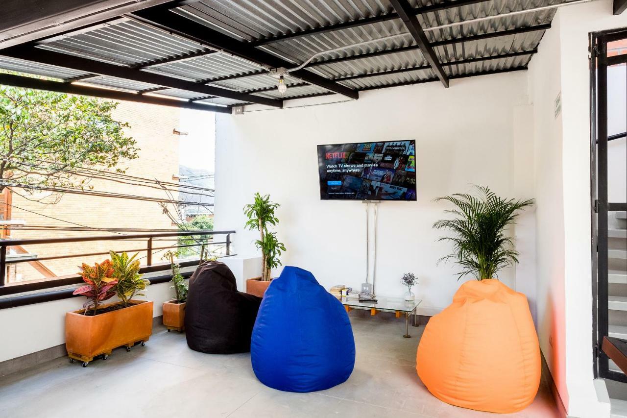 Medellin Backpacker Hostel Экстерьер фото