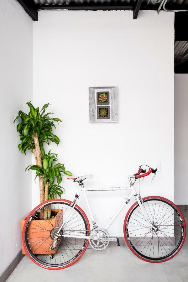 Medellin Backpacker Hostel Экстерьер фото